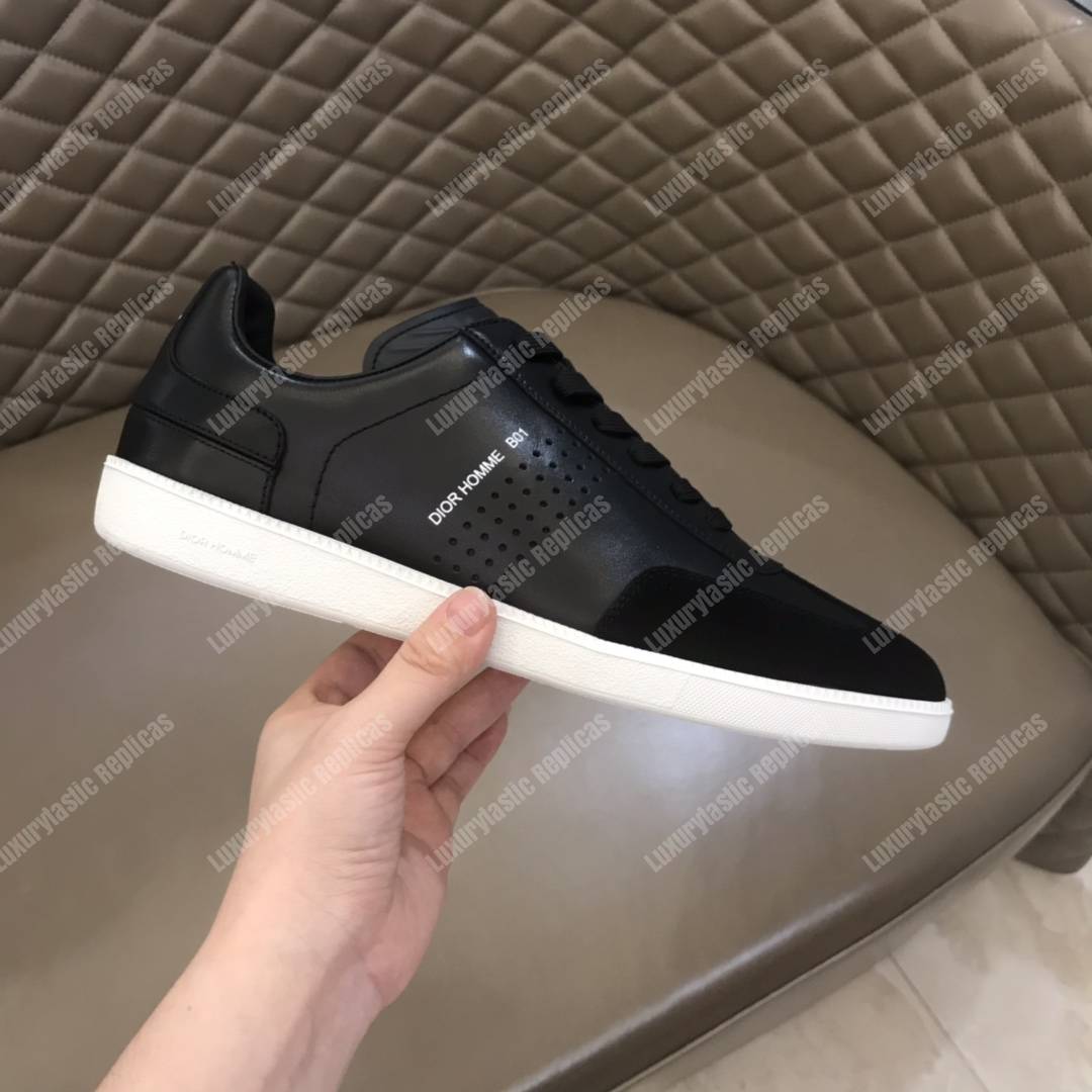 D*or “b01” sneaker black suede calfskin & black smooth calfskin