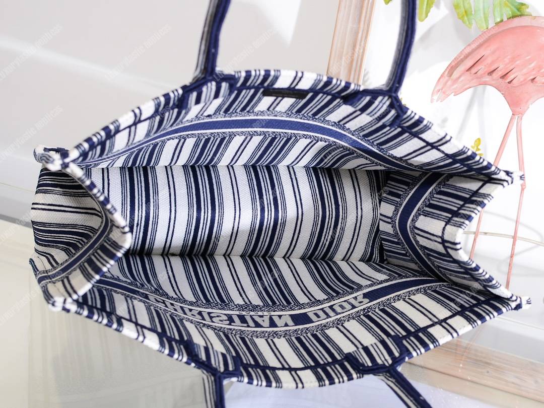 D*or book tote bag marbella exclusive blue