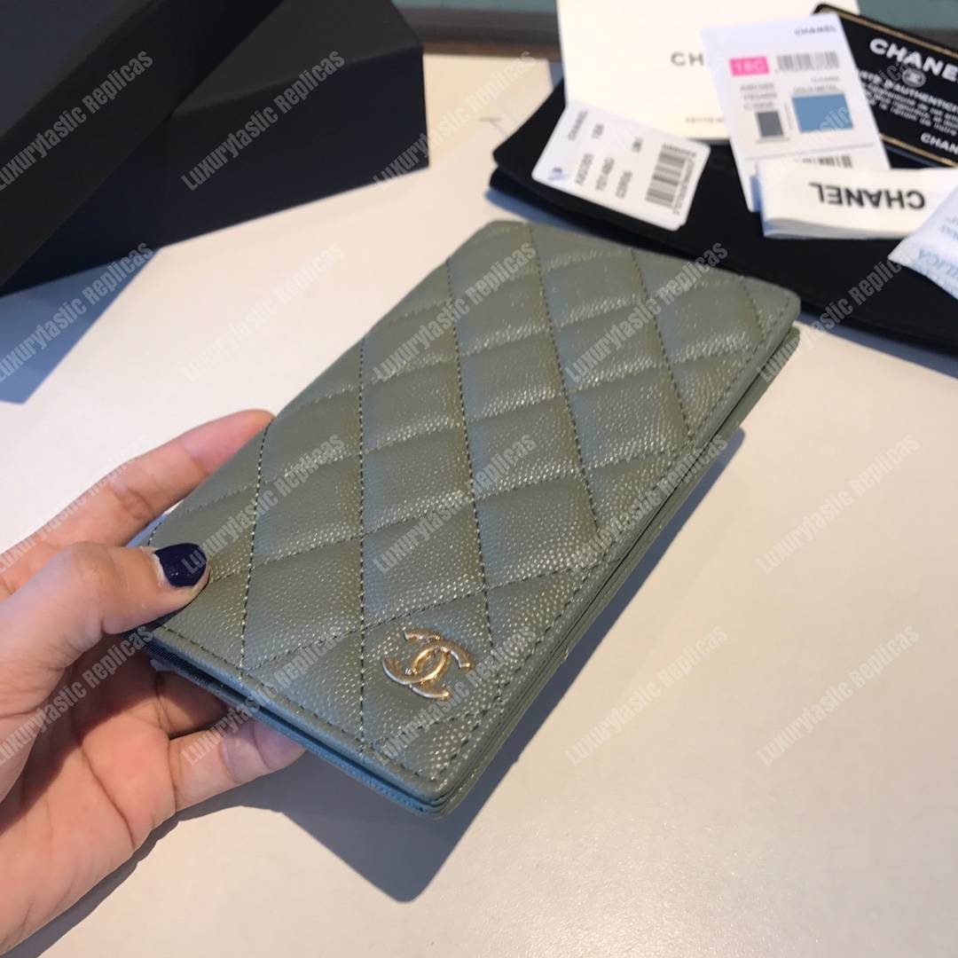 Classic Passport Holder Caviar Leather Greenish Gray