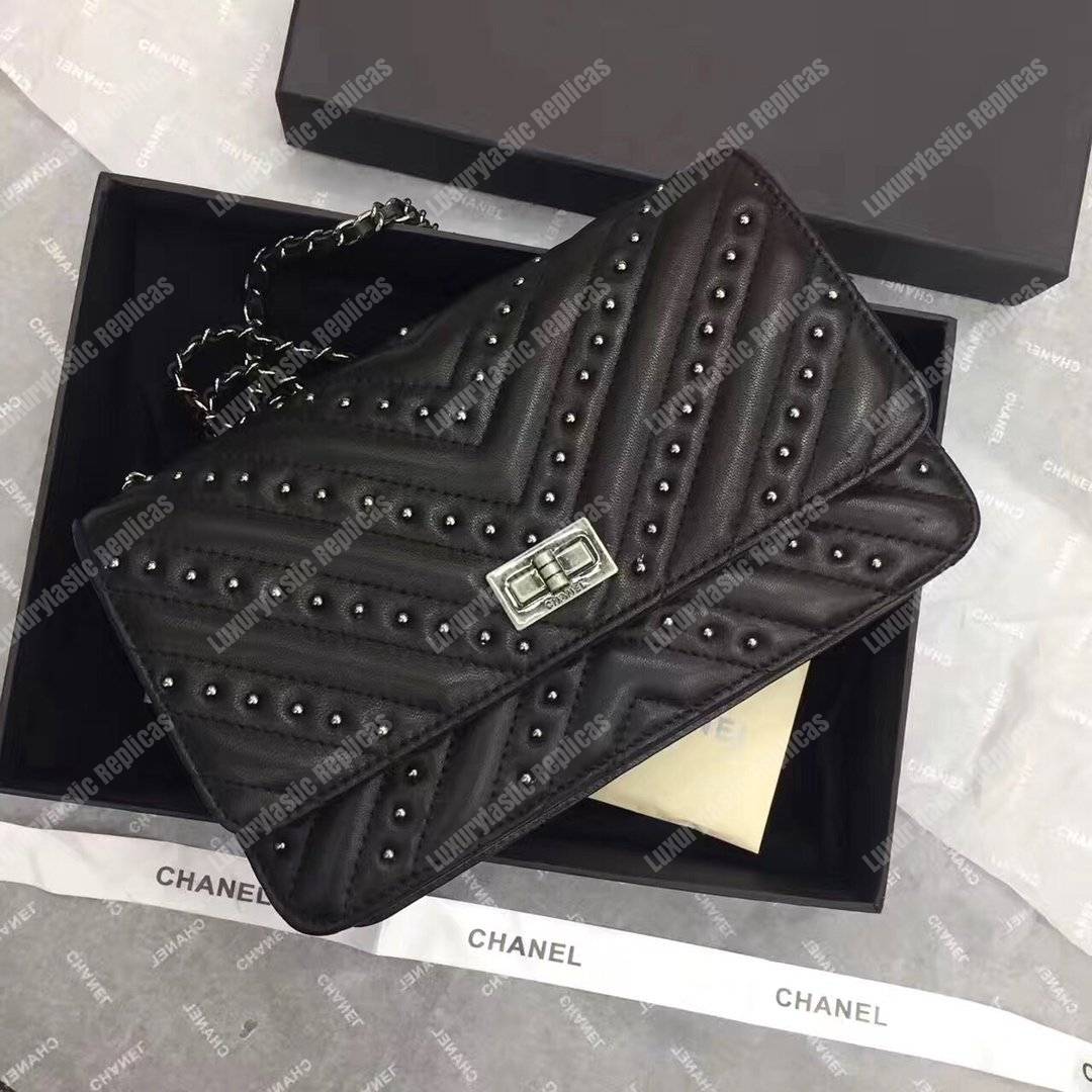 Ch*el reissue 2.55 wallet on chain – woc chevron studded lambskin black silver-toned