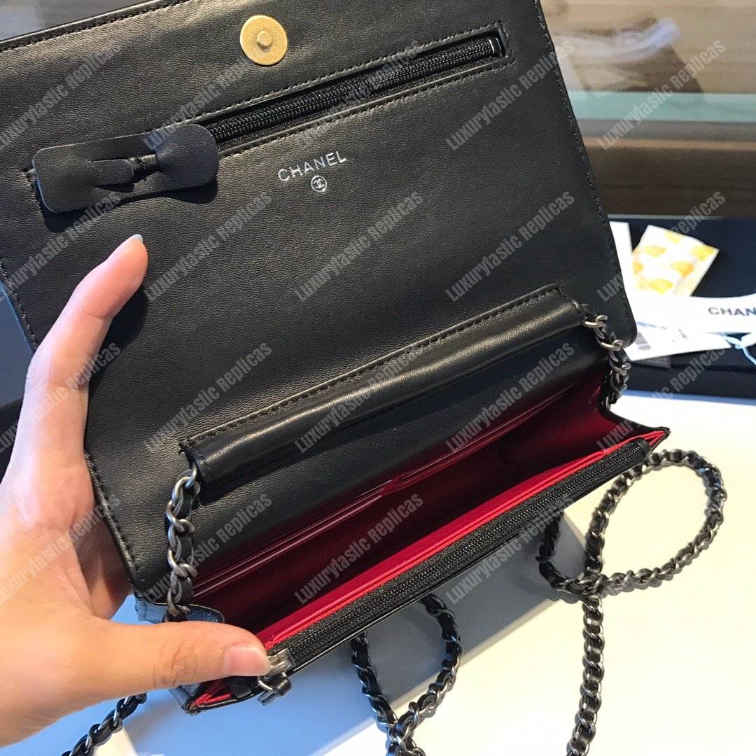 Ch*el wallet on chain – woc aged & smooth calfskin black