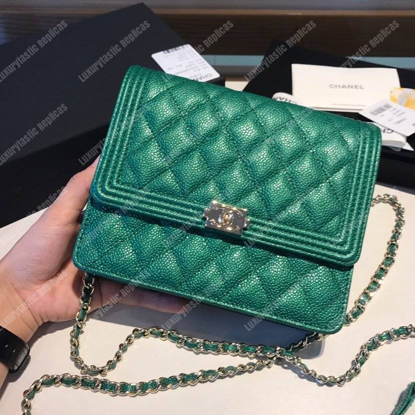 Ch*el boy square clutch with chain – cwc grained calfskin green