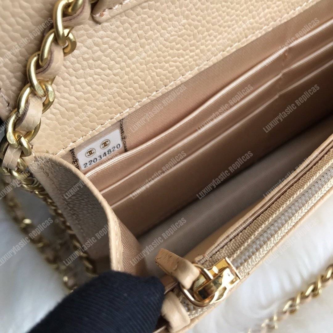 Ch*el le boy wallet on chain – woc beige caviar gold-toned
