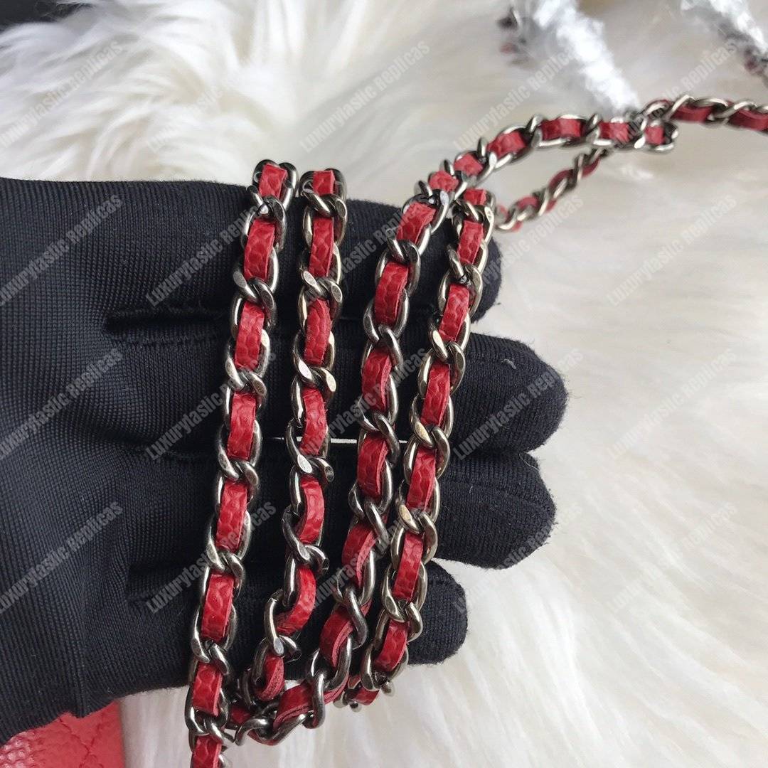 Ch*el le boy wallet on chain – woc red caviar silver-toned