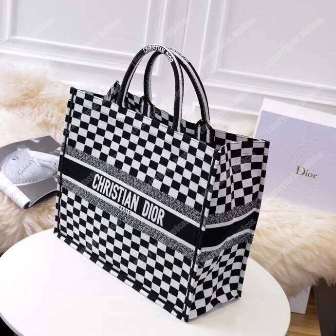 D*or book tote bag in black and white checkered canvas