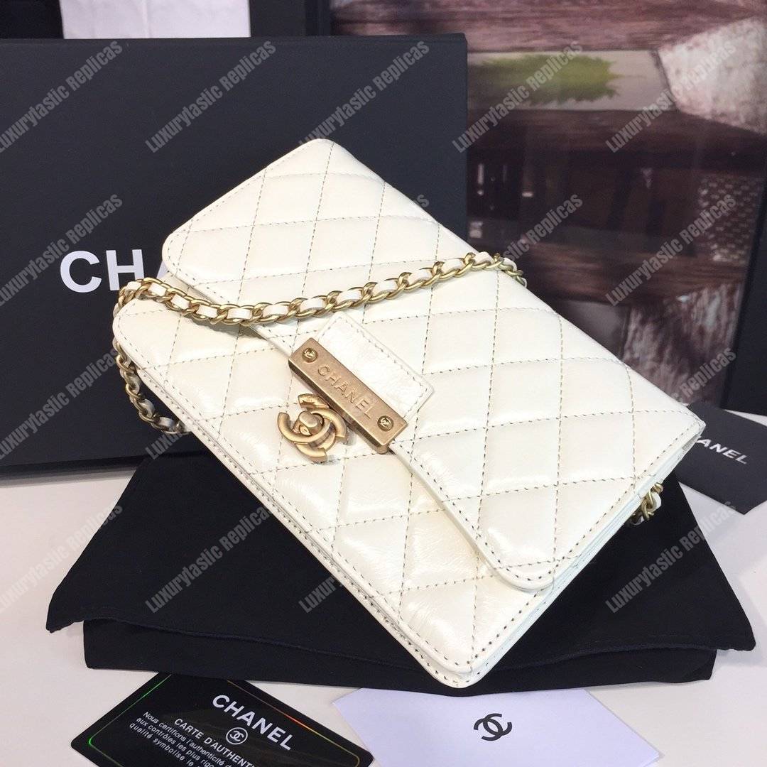 Ch*el wallet on chain – woc golden class calfskin white
