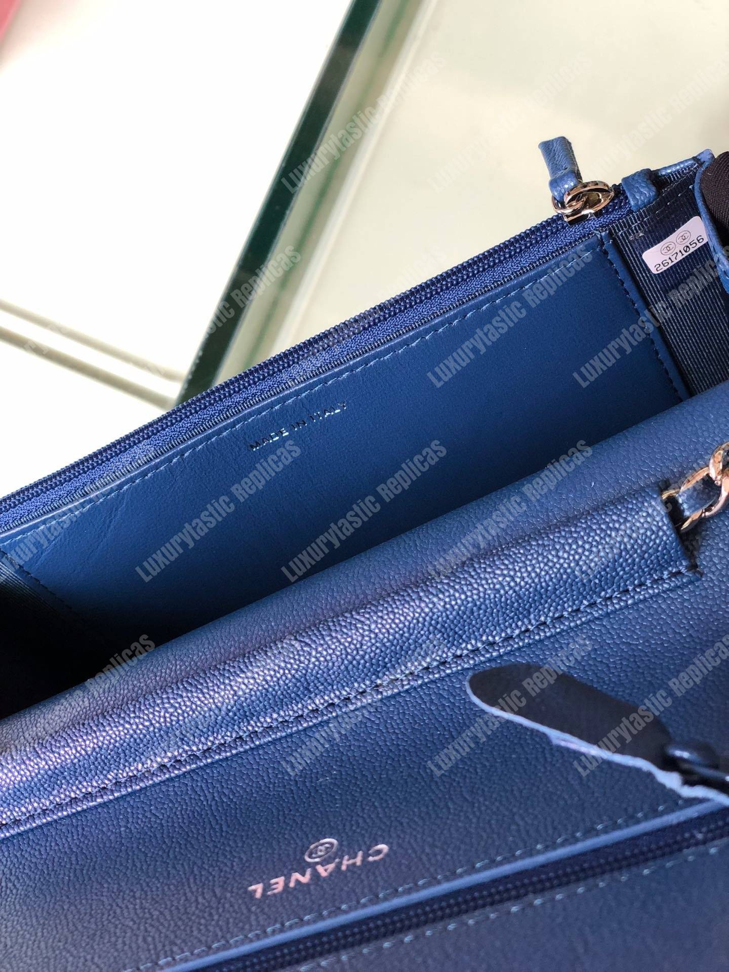 Ch*el wallet on chain – woc classic caviar silver-toned metal blue