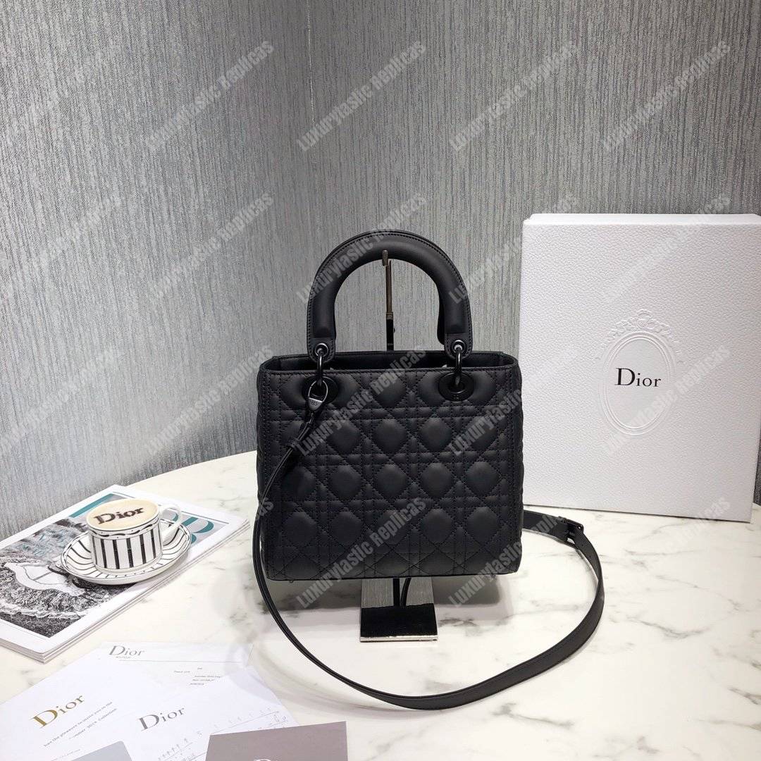 lady D*or ultra-matte medium bag black