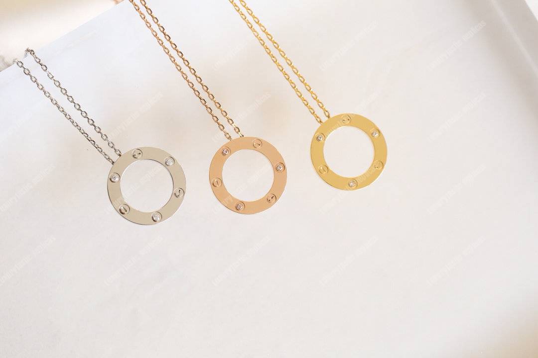 Cartier Love 3 Diamonds Necklace Replica