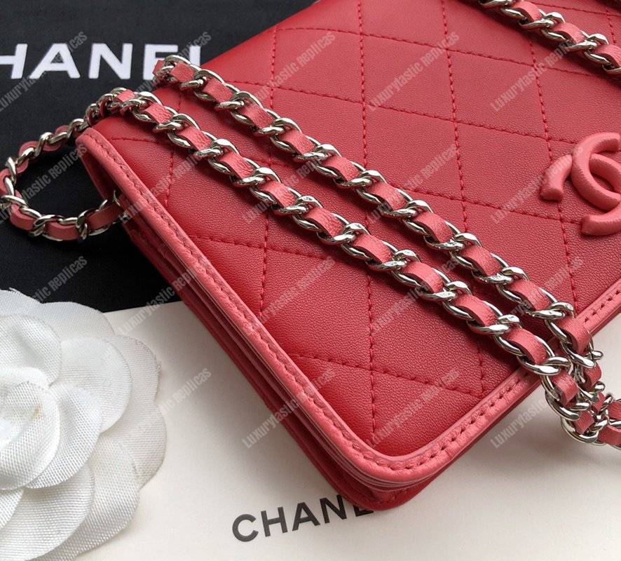 Ch*el wallet on chain – woc color pop cc lambskin red