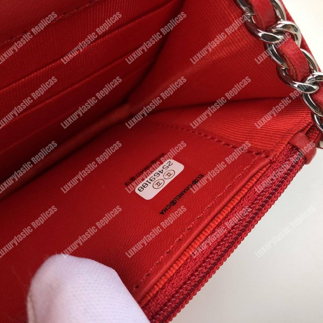Ch*el wallet on chain – woc chevron lambskin red silver-toned﻿