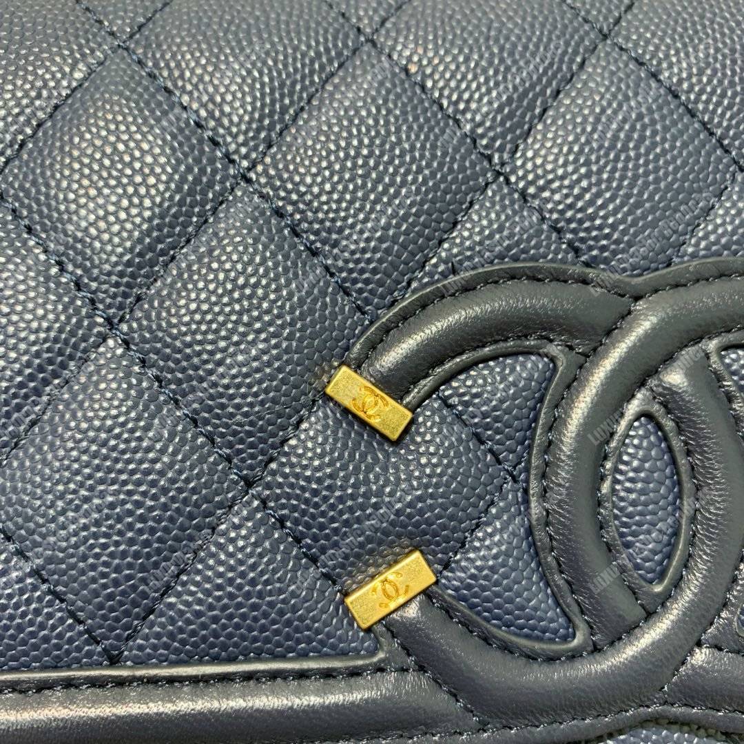 Ch*el wallet on chain – woc cc filigree dark blue grained calfskin