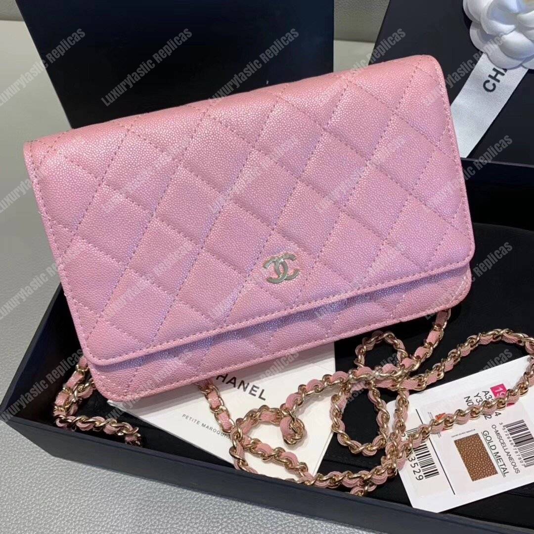 Ch*el wallet on chain – woc classic caviar gold-toned metal pink