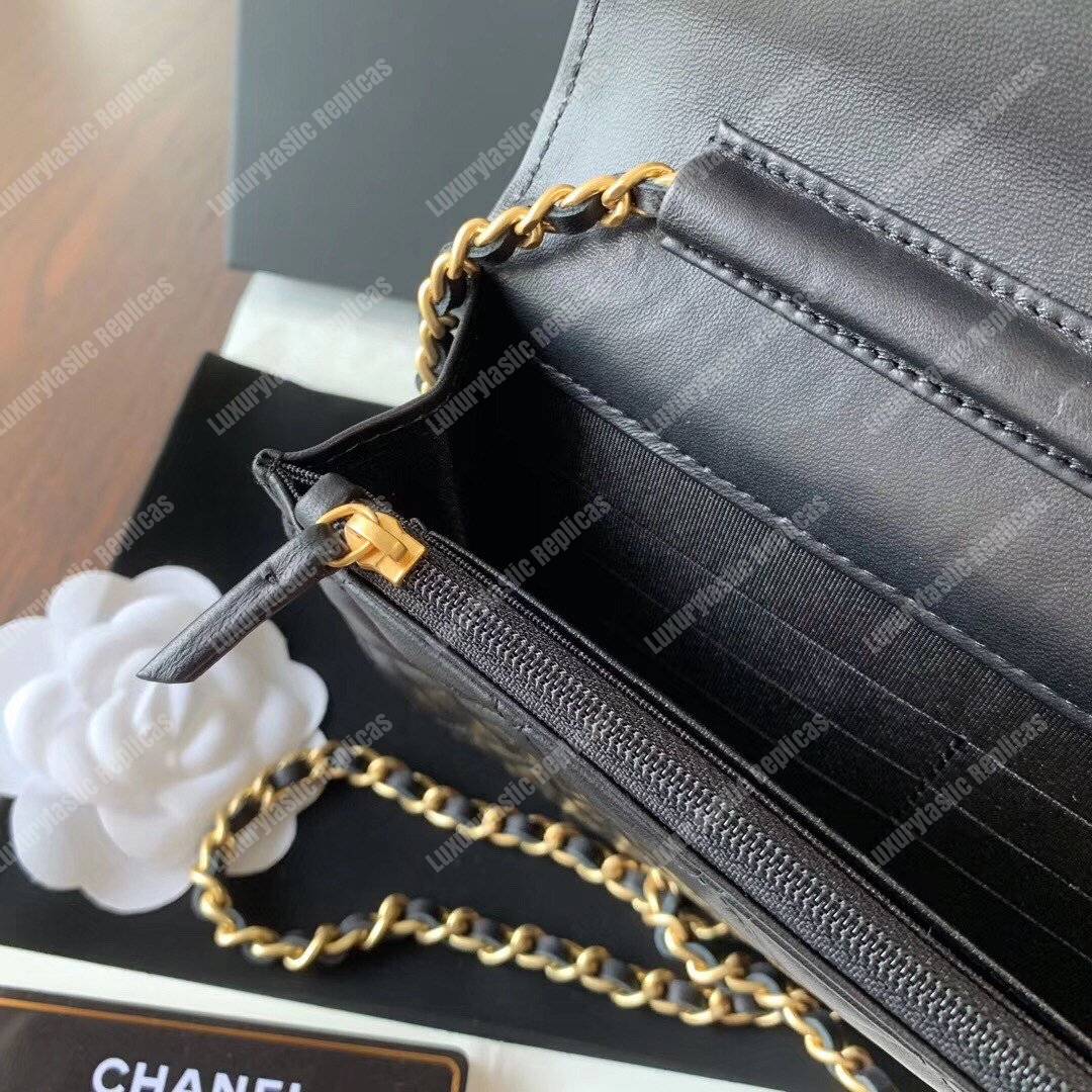 Ch*el wallet on chain – woc lambskin gold-toned metal black