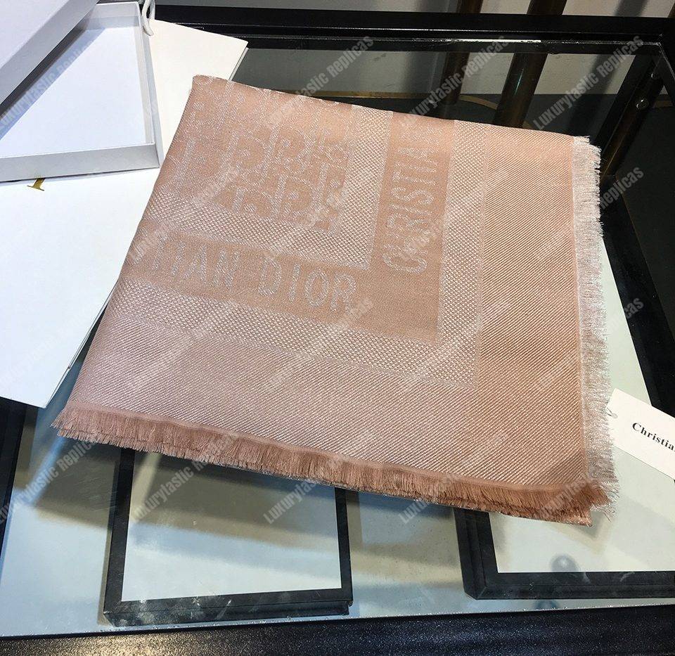 CD Oblique 140 Stole Beige