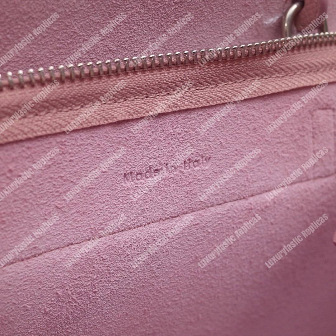 Ce**e nano belt bag in grained calfskin vintage pink