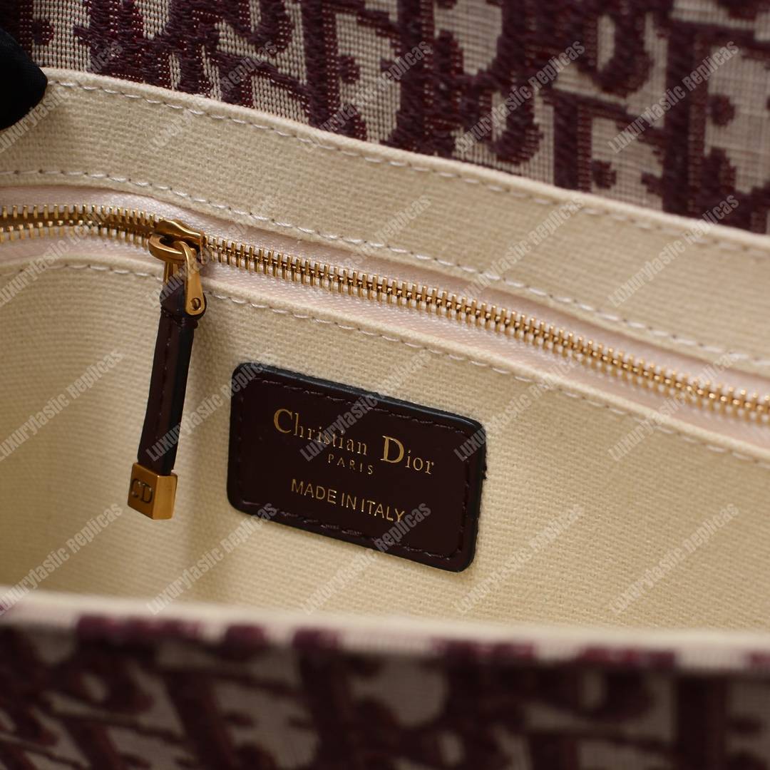D*or addict flap bag burgundy oblique canvas with chain