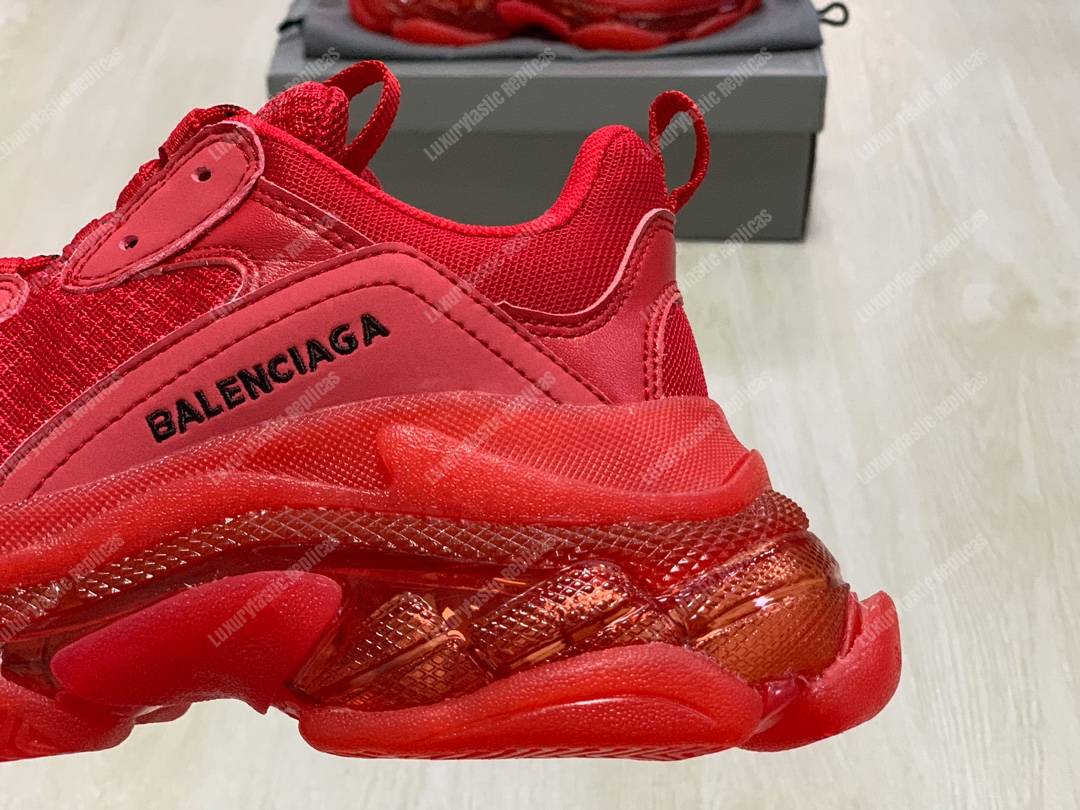 Ba*len*cia*ga triple s clear sole red