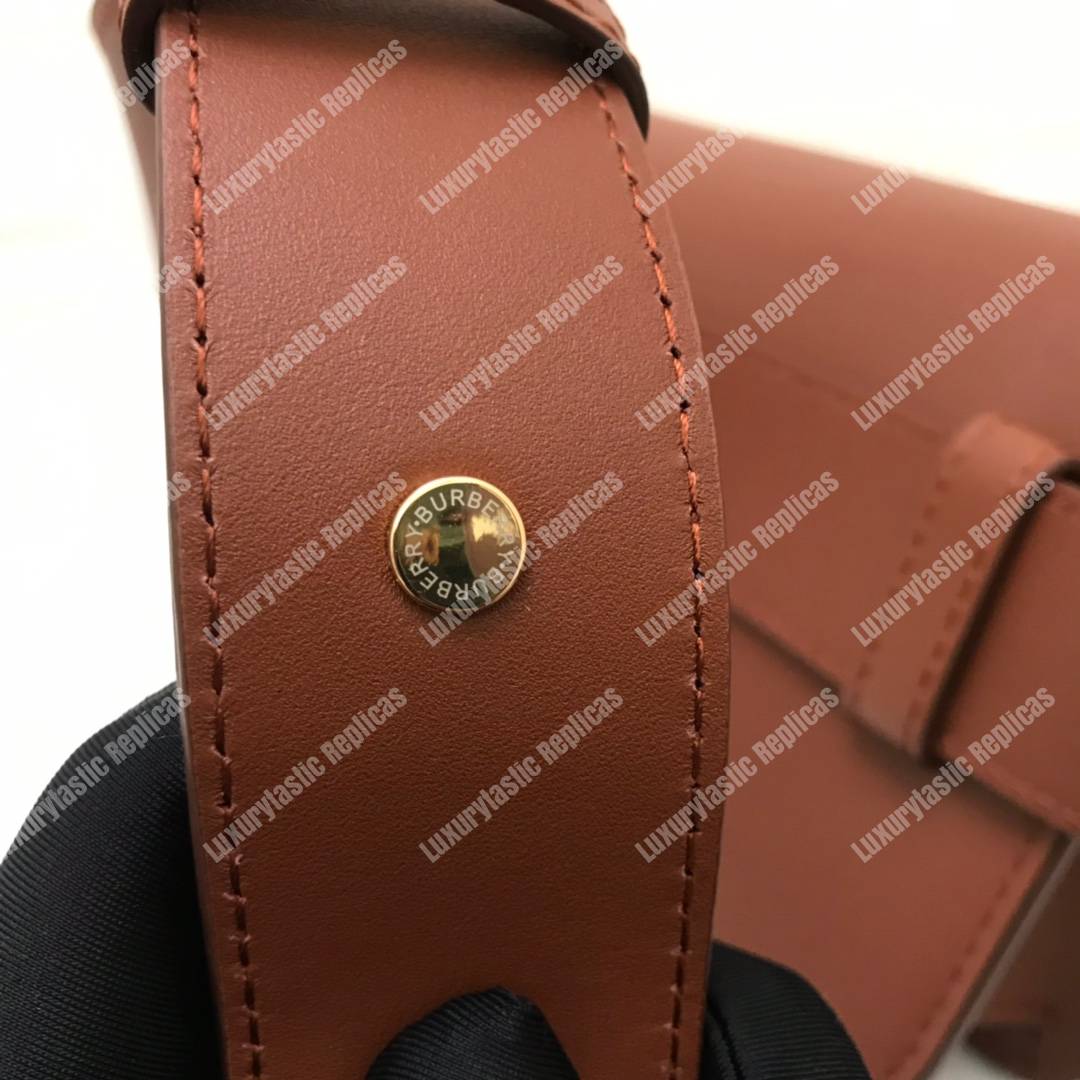 B**rry belted leather tb bag brown