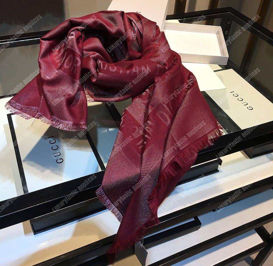 CD Oblique 140 Stole Wine Red