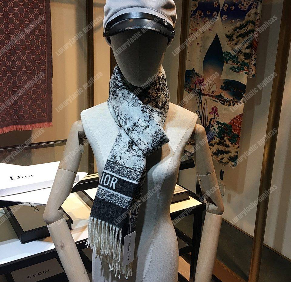 CD Toile de Jouy Stole Black Cashmere & Wool
