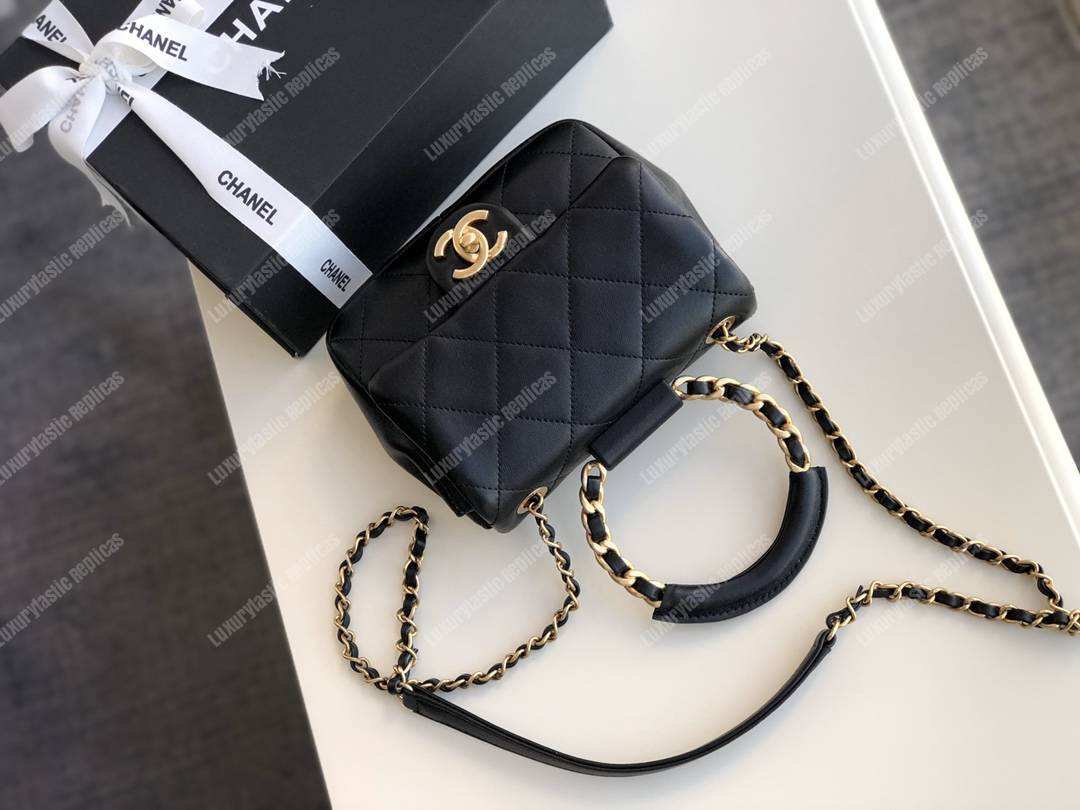 Ch*el small flap bag lambskin black