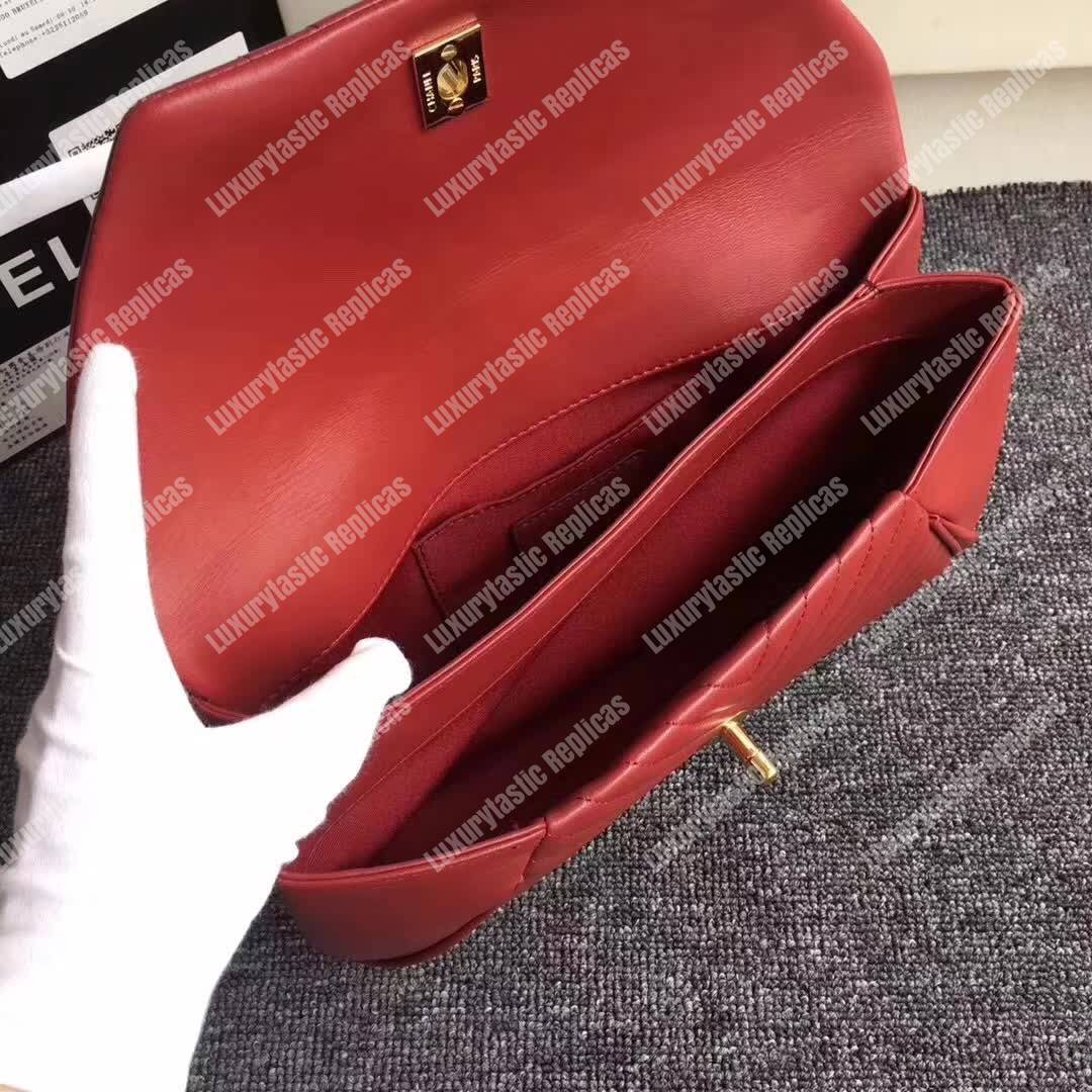 Ch*el reversed clutch red