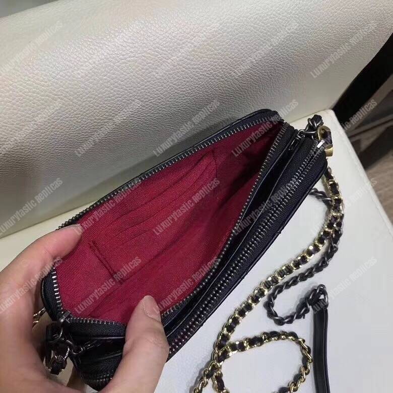 Ch*el clutch with chain black