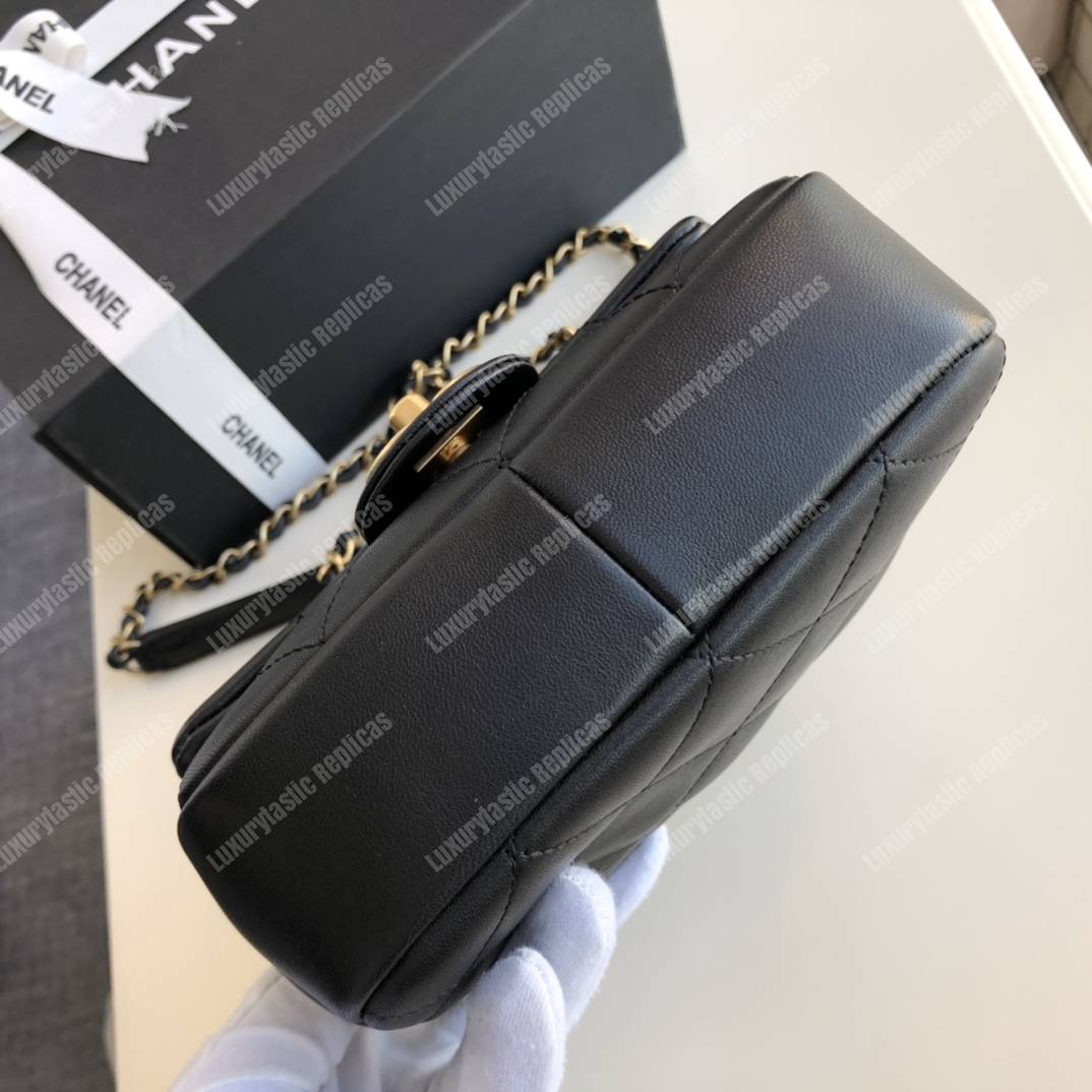 Ch*el small flap bag lambskin black