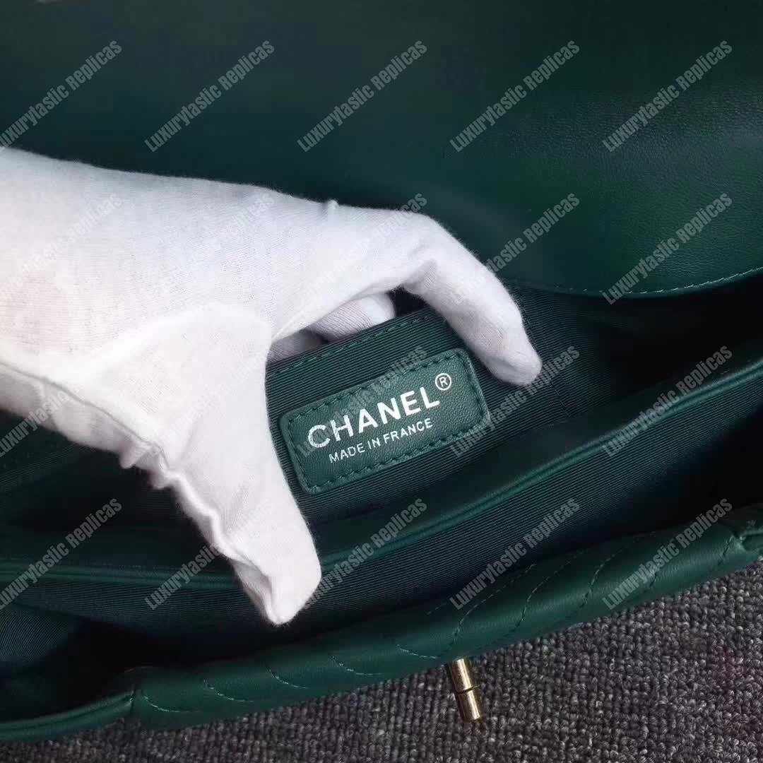 Ch*el reversed clutch green