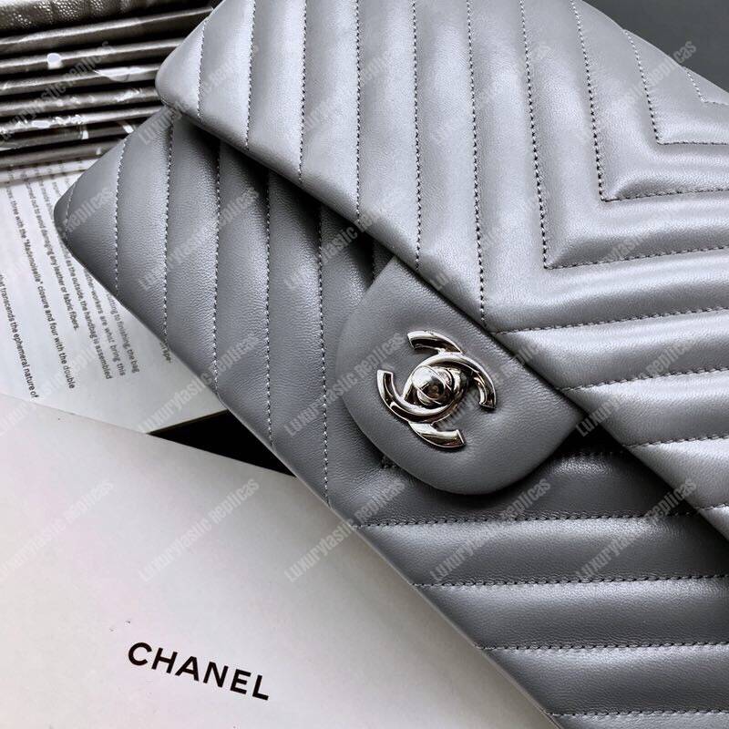Ch*el classic medium handbag grey