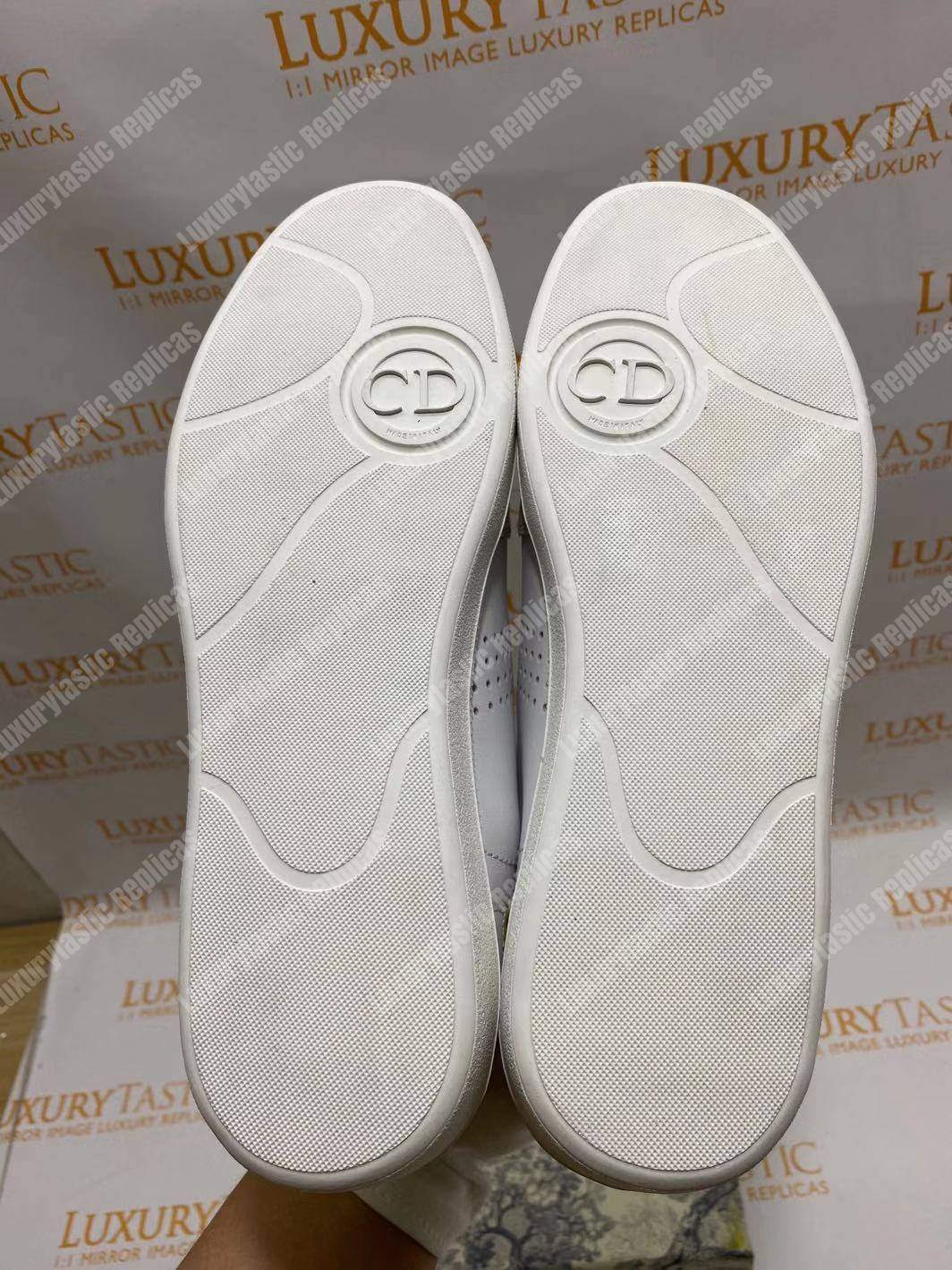 D*or “b01” sneaker white suede calfskin & white smooth calfskin