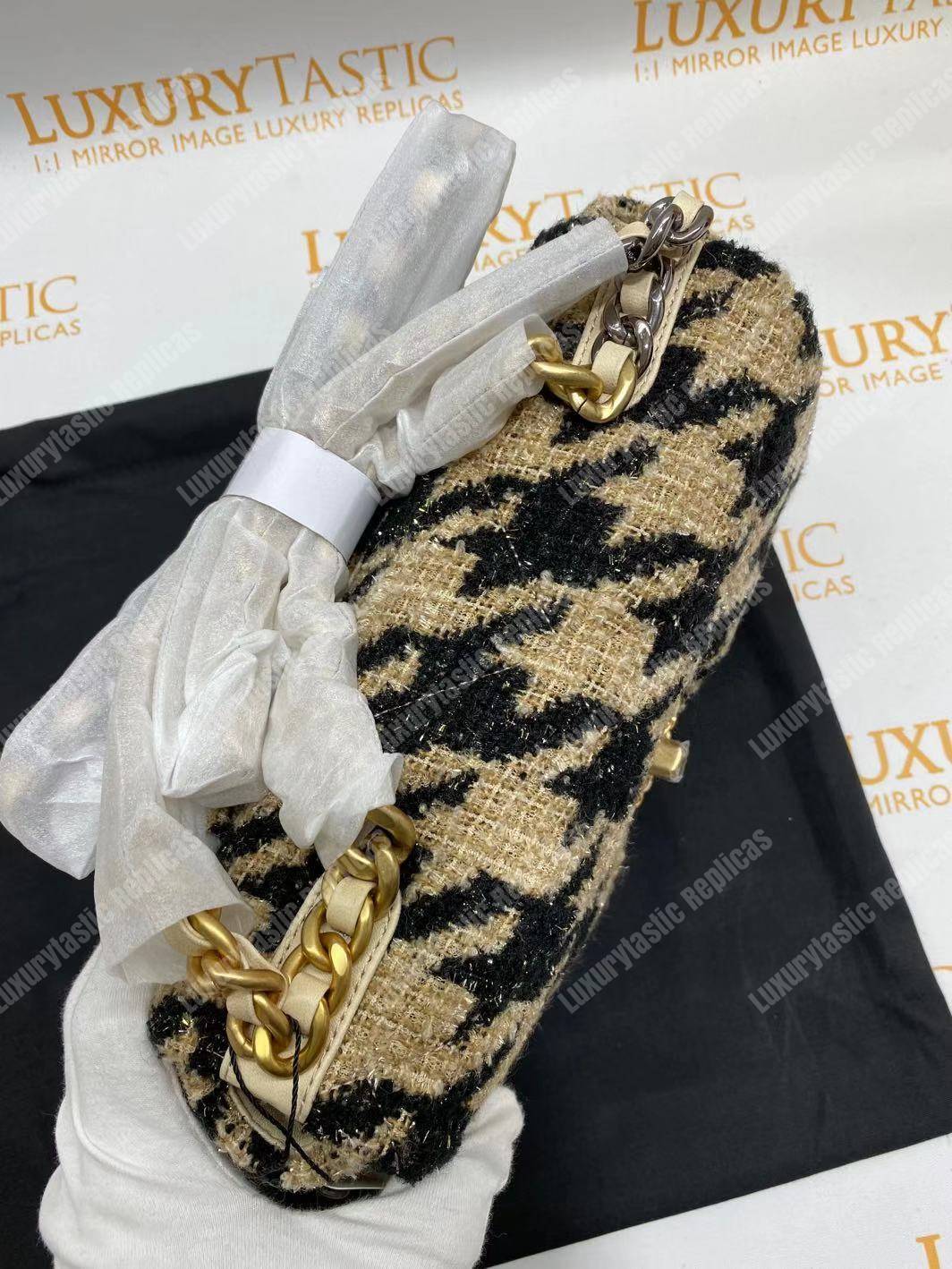 Ch*el 19 maxi flap bag tweed beige & black