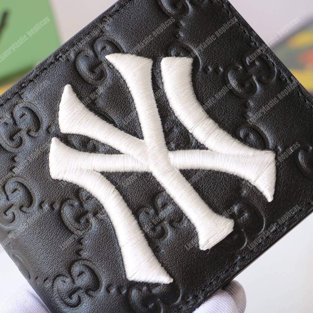 G*u*i gg signature leather wallet with new york yankees™