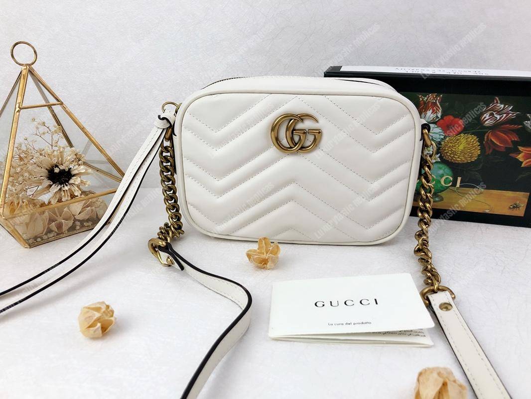 G*u*i gg marmont matelassé mini bag white