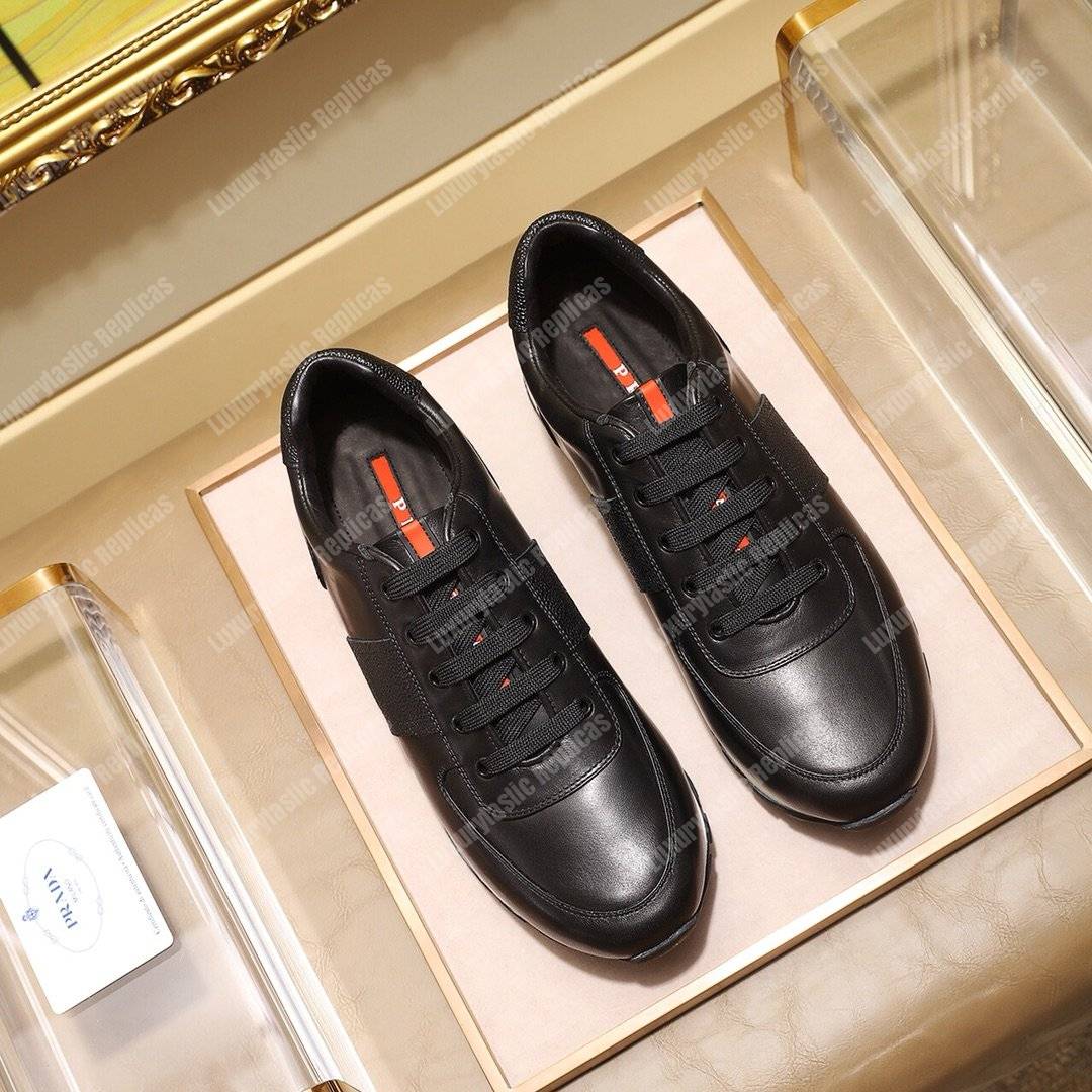 Pra*a leather sneakers black