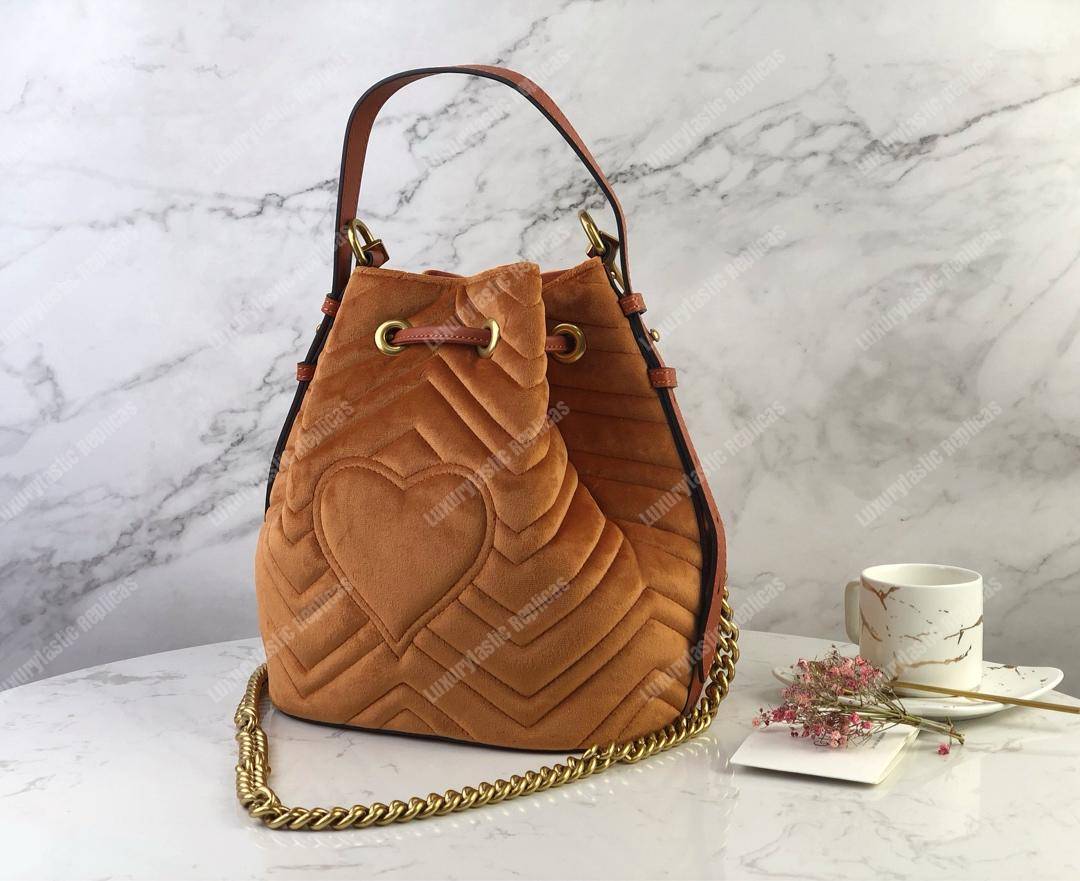 G*u*i gg marmont velvet bucket bag camel