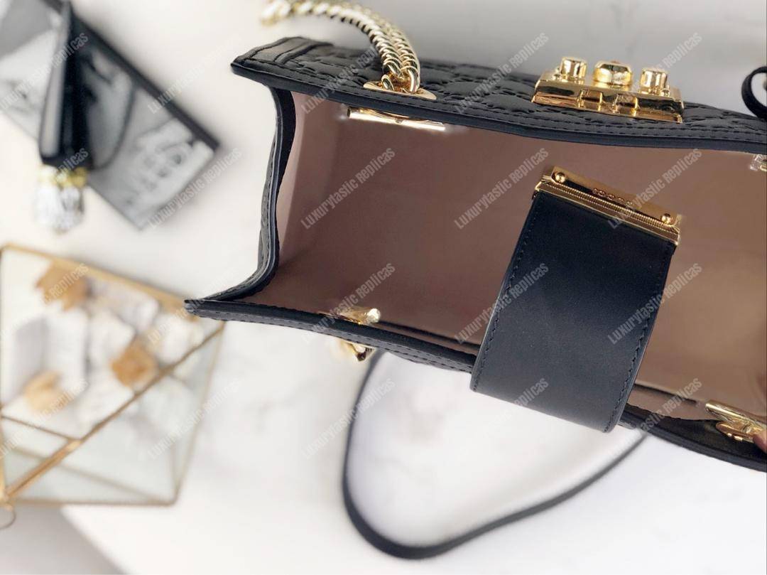 G*u*i padlock G*u*i signature small shoulder bag black