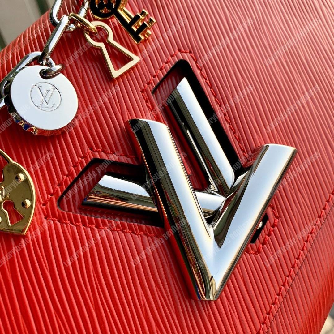 LV Twist MM Epi Love Lock Charms Cerise
