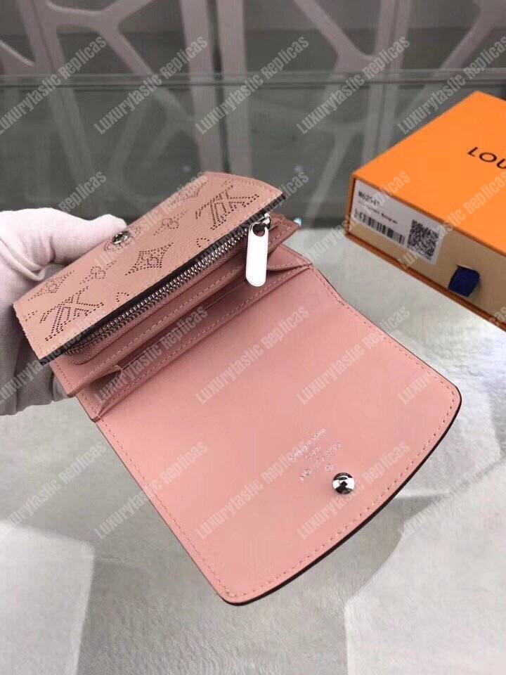 LV Iris Compact Wallet Mahina Magnolia