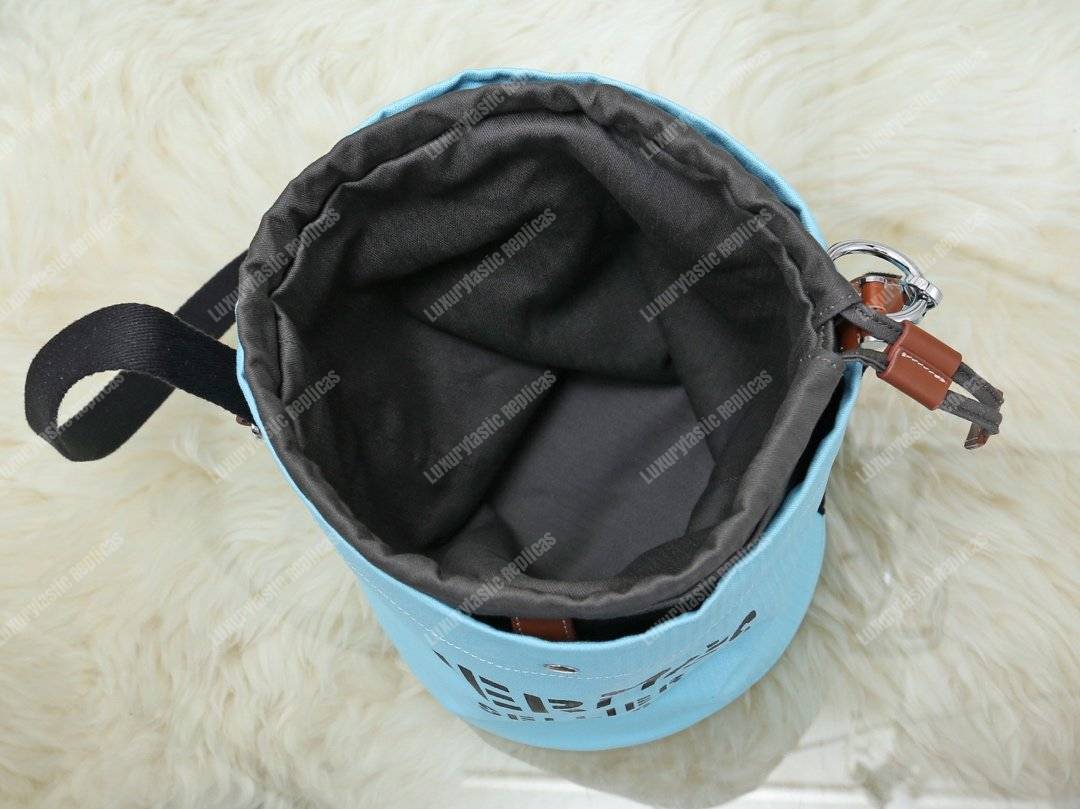 H**mes grooming bag light blue palladium-plated hardware
