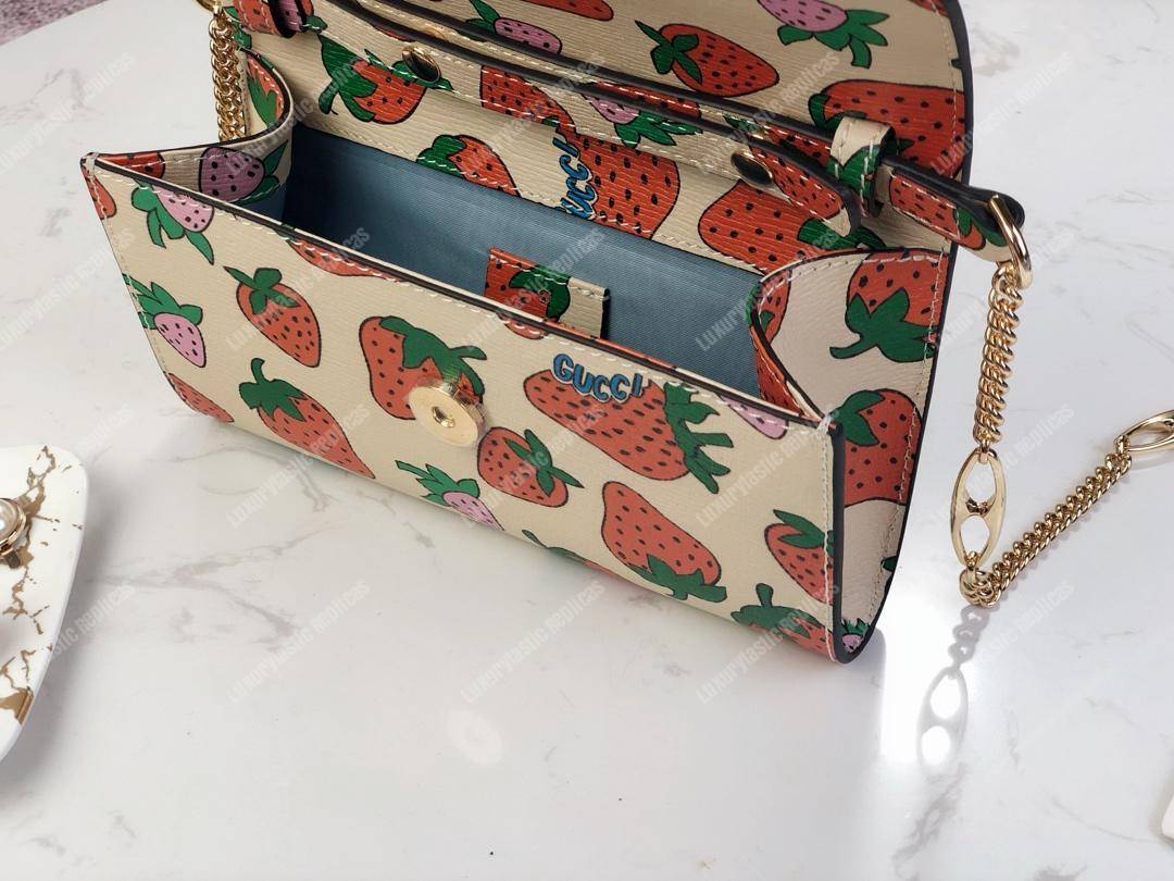 G*u*i zumi strawberry print mini bag
