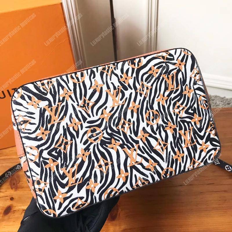 LV Jungle NéoNoé Monogram Canvas Caramel