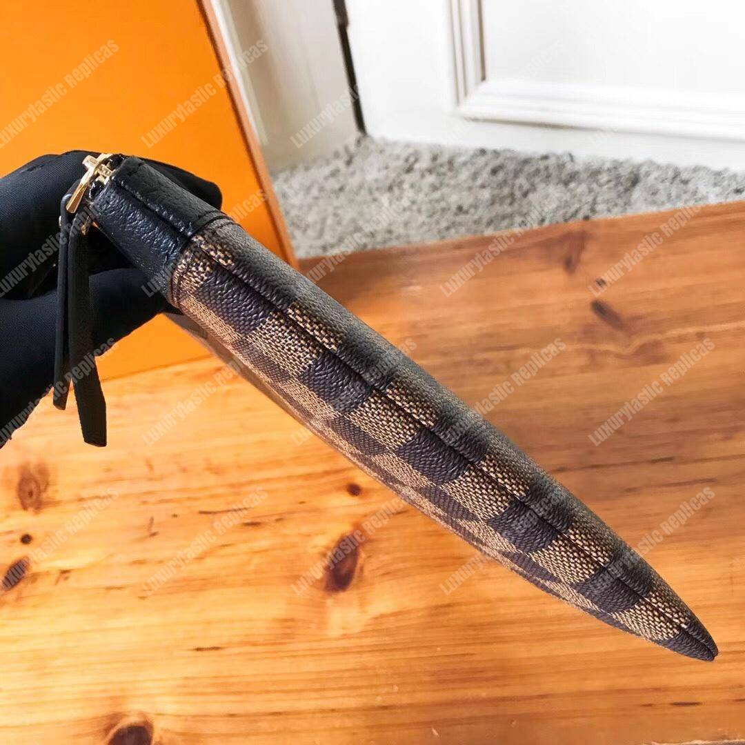 LV Daily Pouch Damier Ebene Noir
