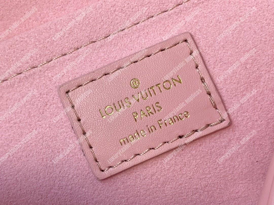LV New Wave Camera Bag Smoothie Pink