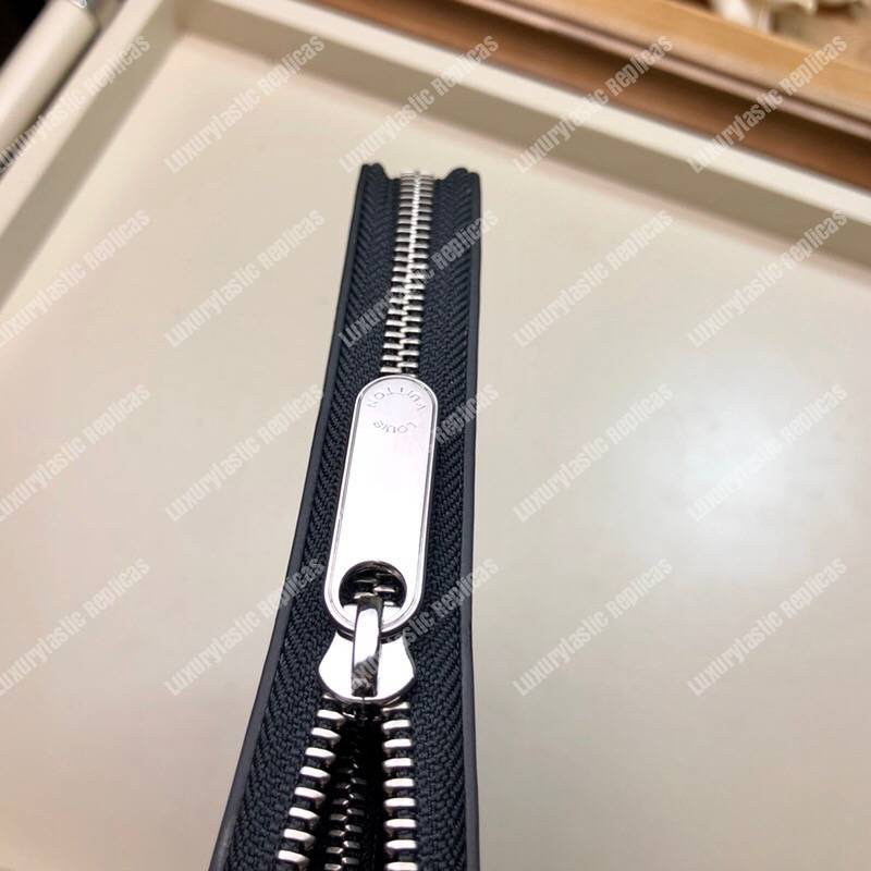 LV Zippy Organizer Epi Leather Black