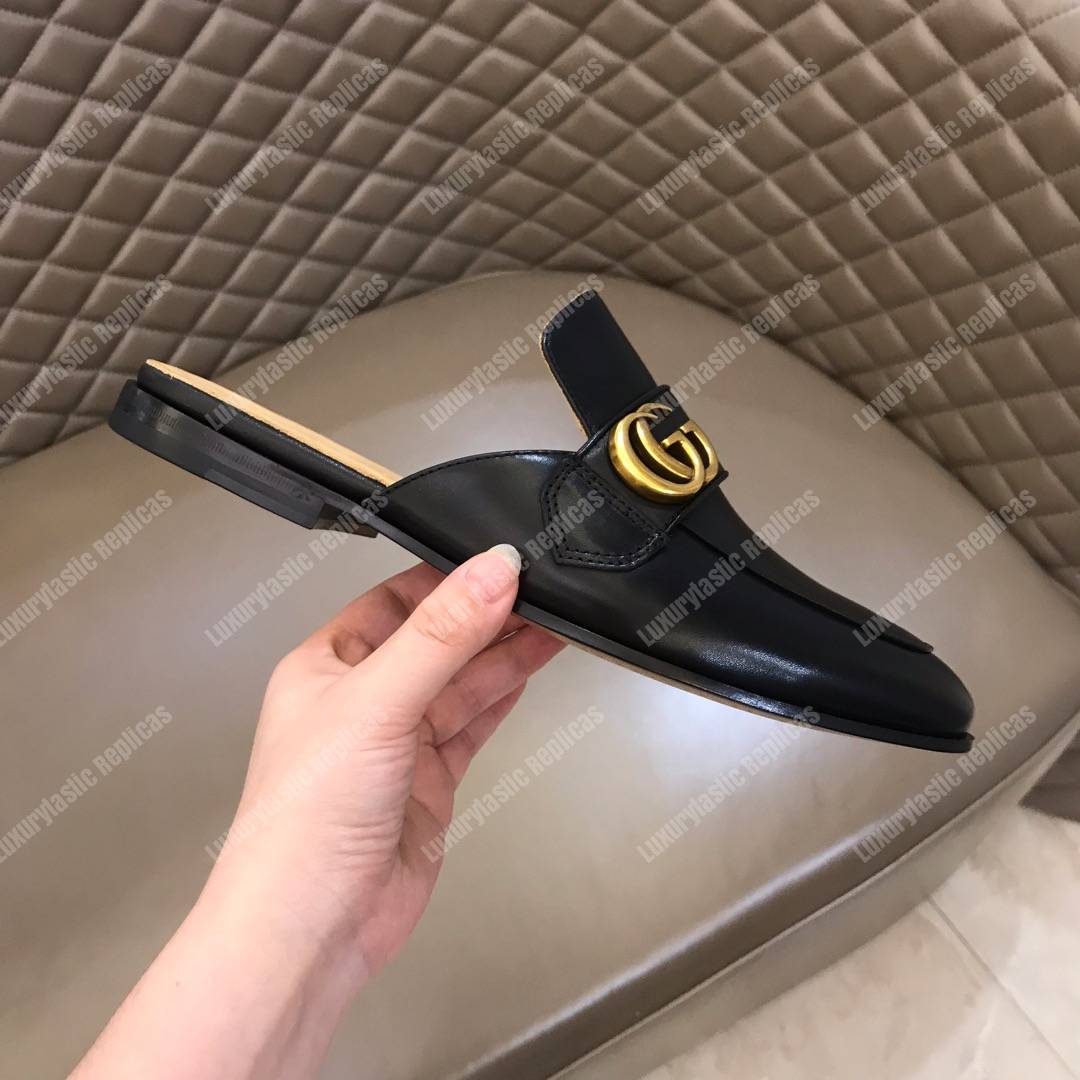 G*u*i leather slipper black
