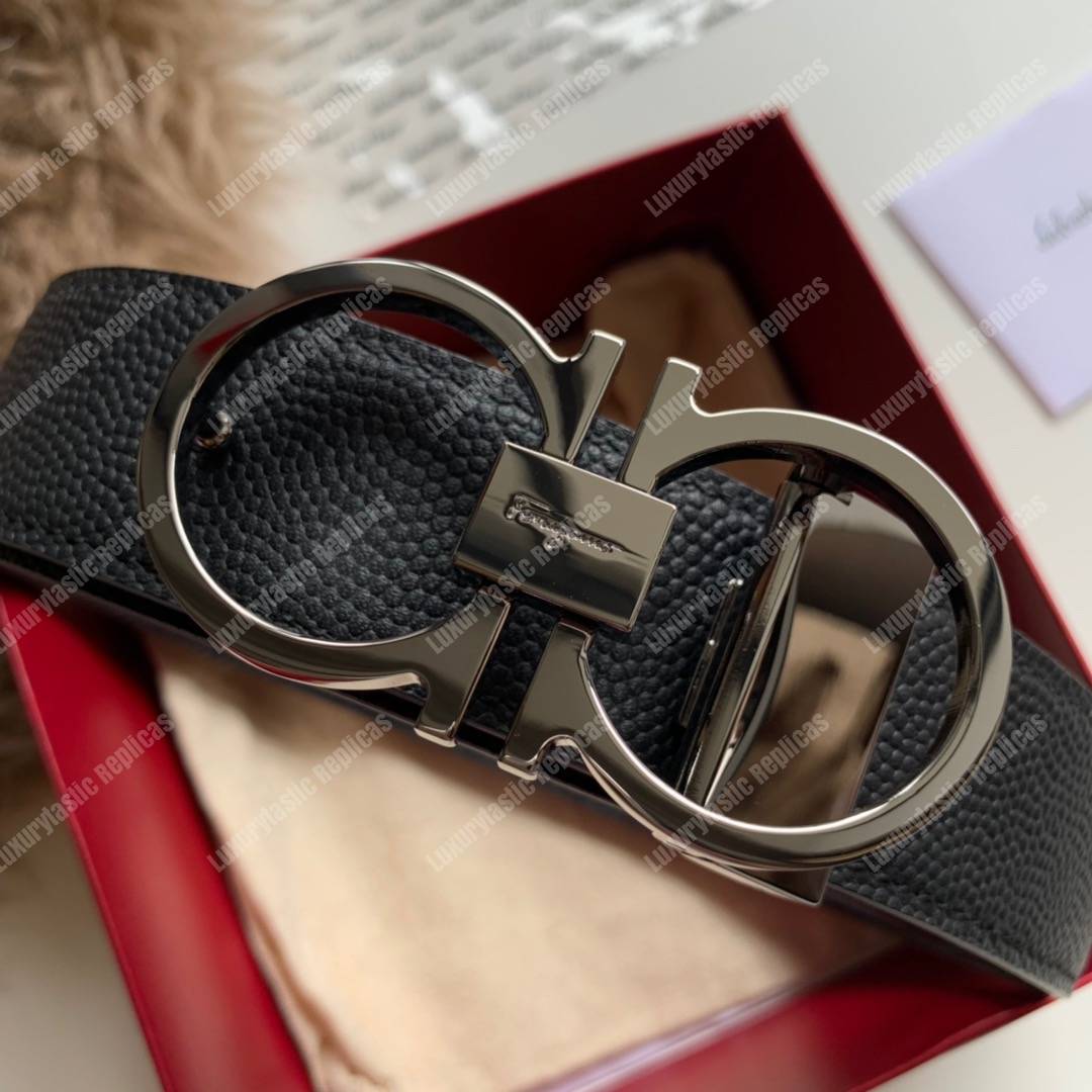 ﻿Salvatore Ferragamo Adjustable and Reversible Gancini Belt