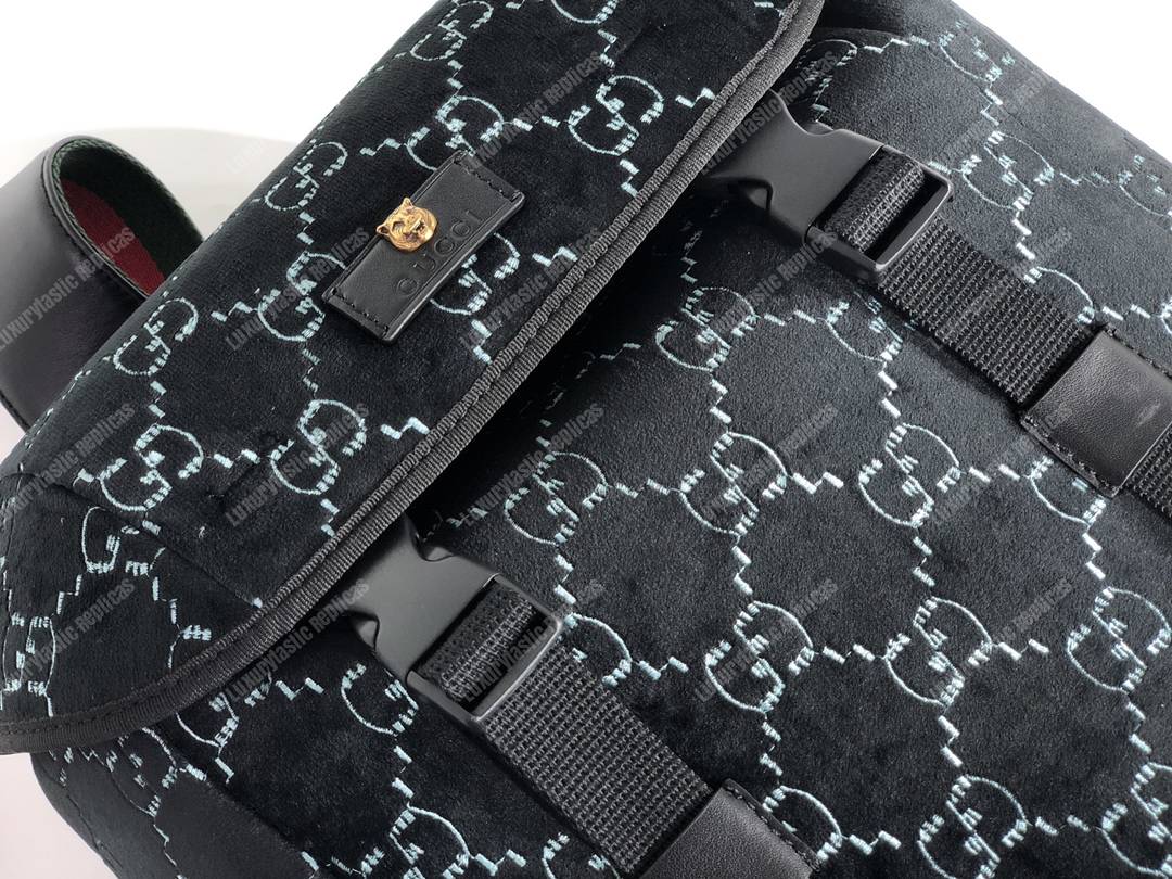 G*u*i medium gg velvet backpack dark blue
