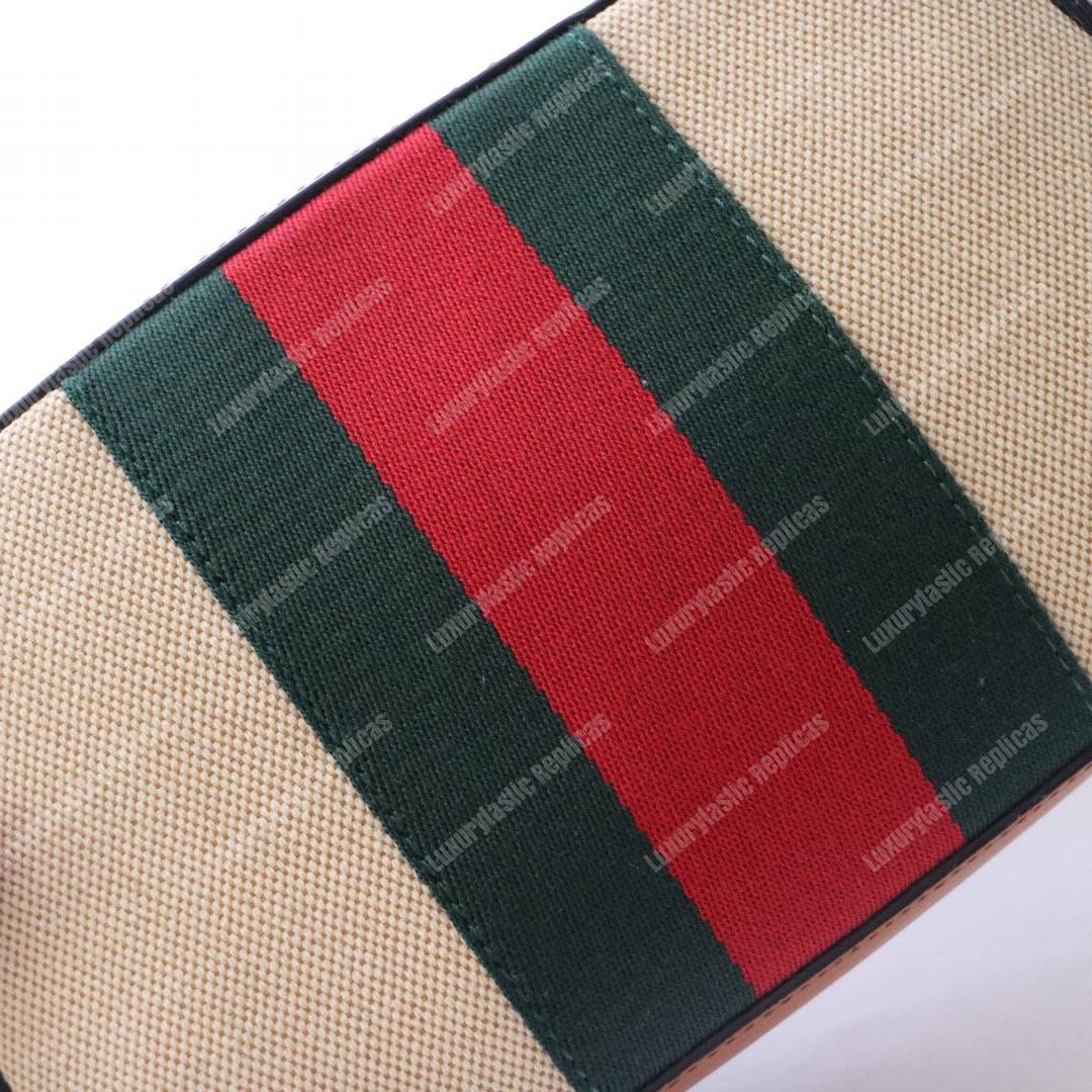 G*u*i vintage canvas shoulder bag
